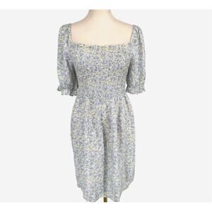 Elodie Square Neck Ditsy Floral Smocked Dress Puff Size L